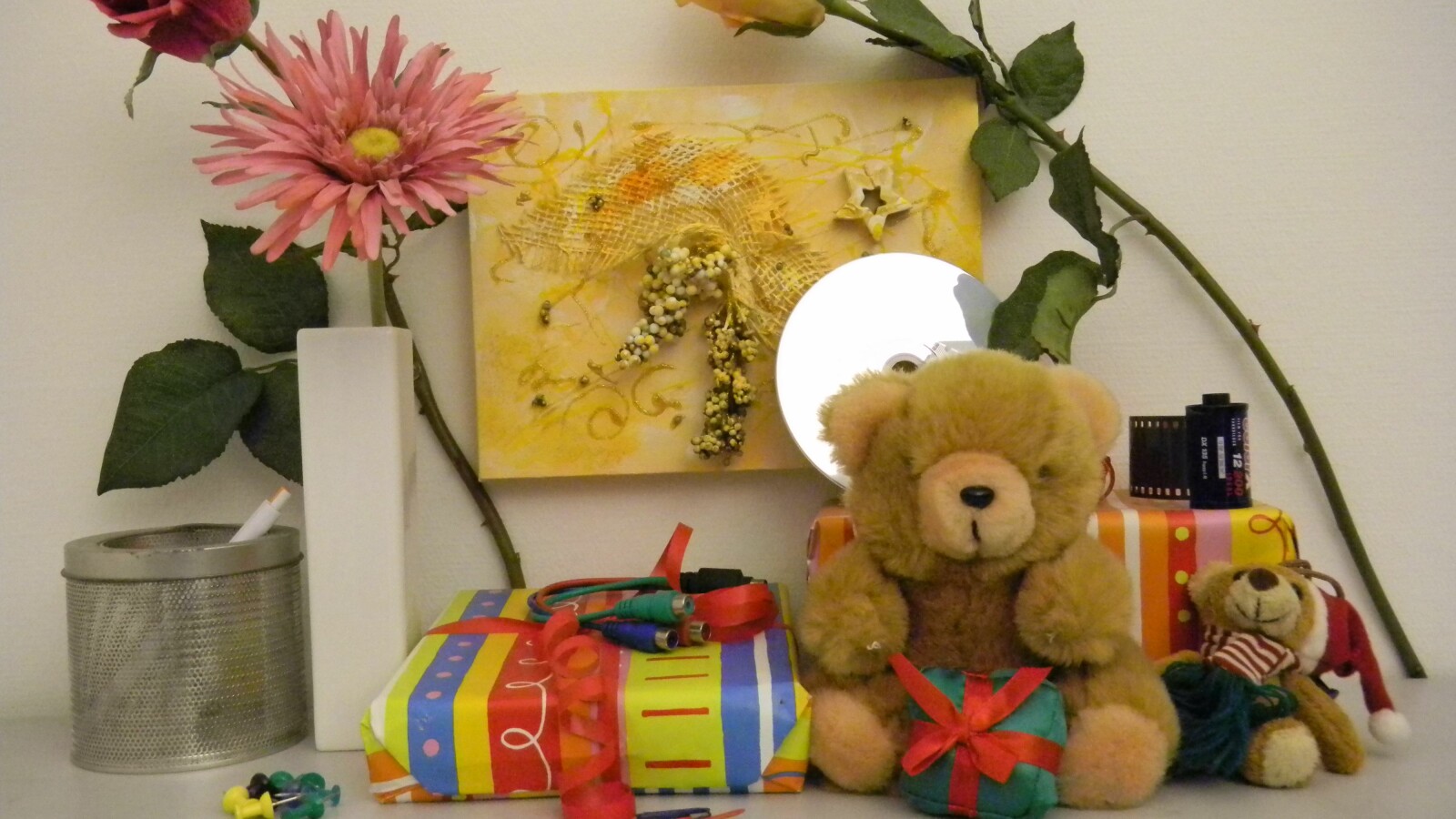 Zimmerbeleuchtung ein, Blitz aus: ISO 800, Blende 3.9, 1/66 Sekunde.