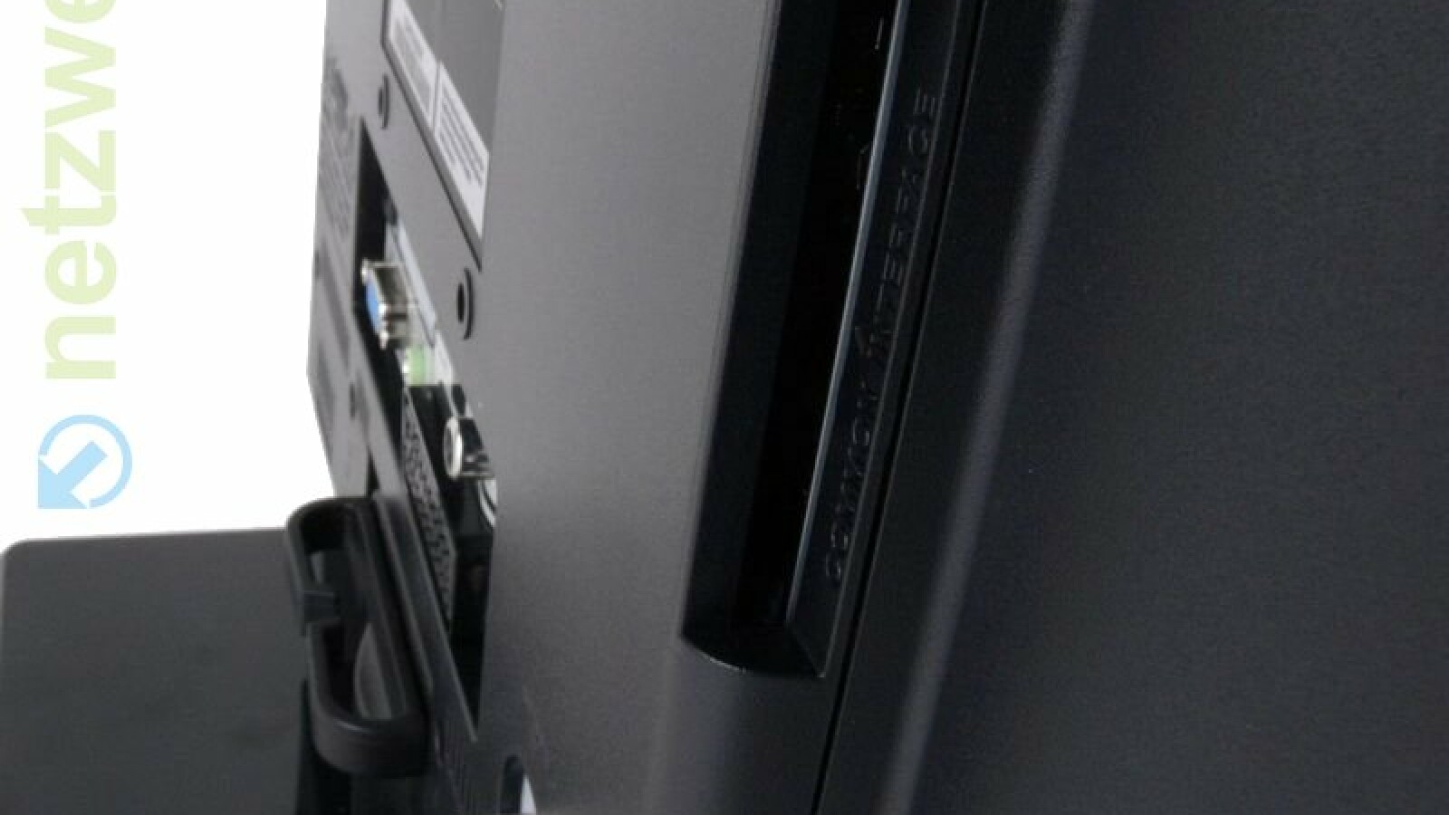 Einschub für CI-Karten.