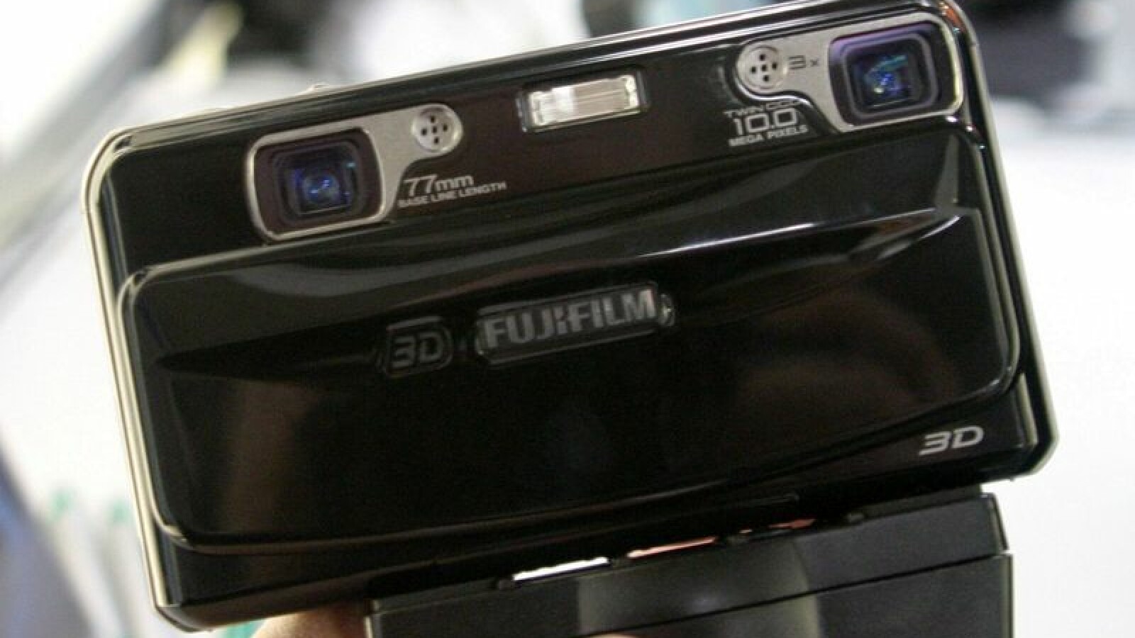 Fotoapparat mit zwei Linsen für 3D-Fotos.