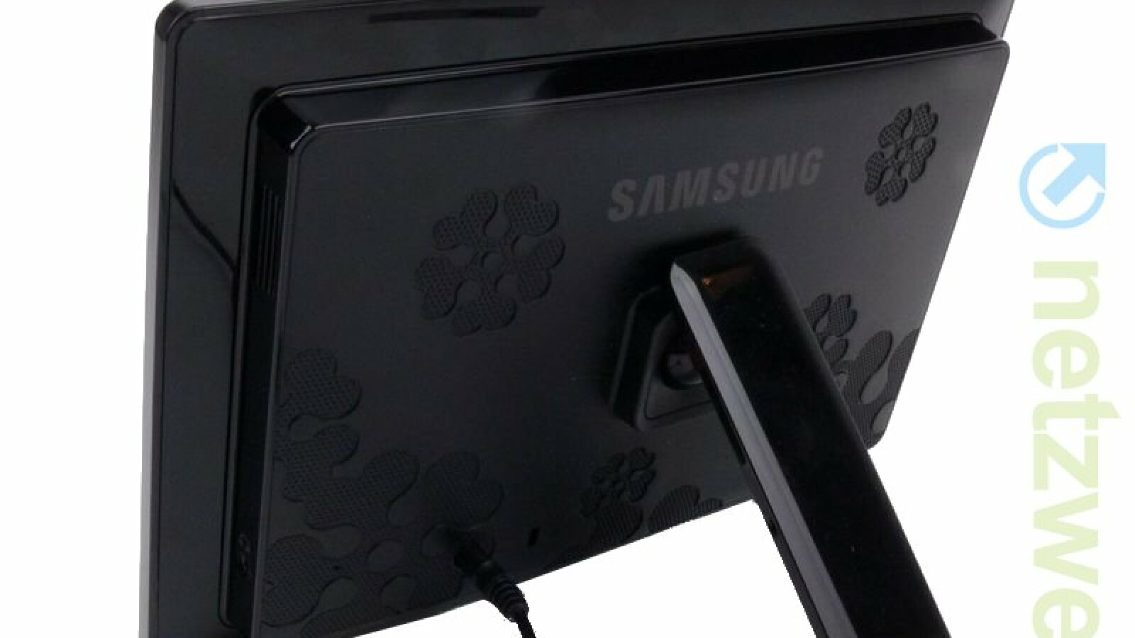 Der bewegliche Standfuß ist abnehmbar.