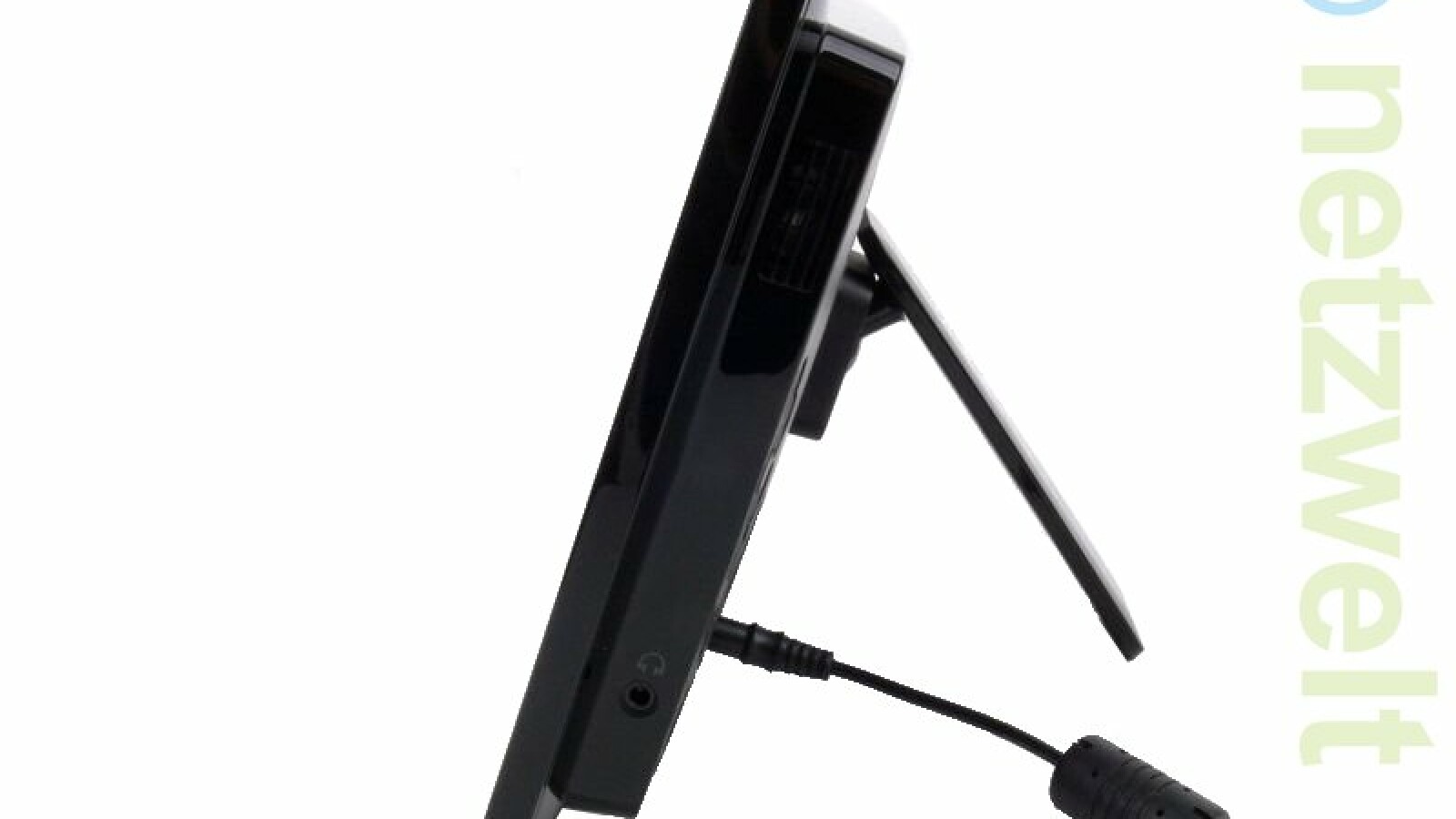 Kopfhöreranschluss und einer der Lautsprecher.