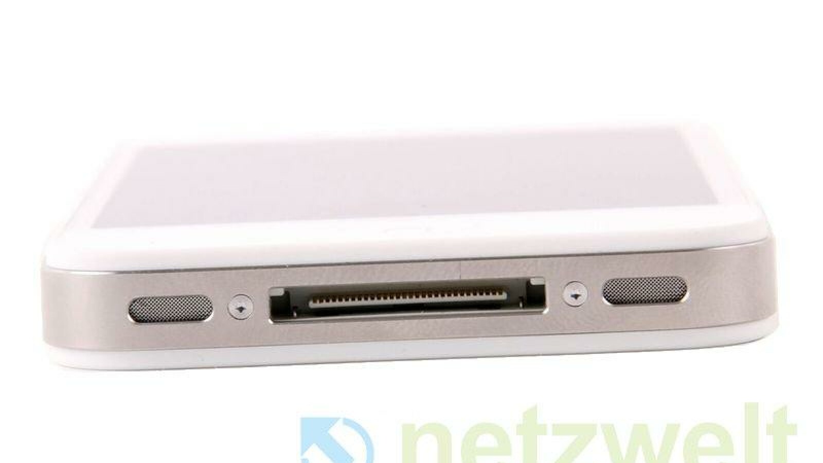 Statt einer microUSB-Schnittstelle setzt Apple weiter auf den Dock-Connector.