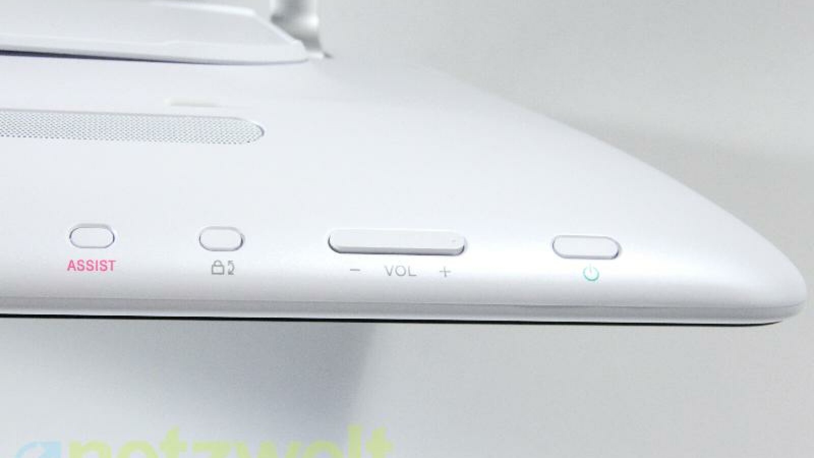 Die Tasten zur Lautstärkeregelung und der An- und Aus-Schalter lassen sich nicht blind ertasten. (Bild: netzwelt)