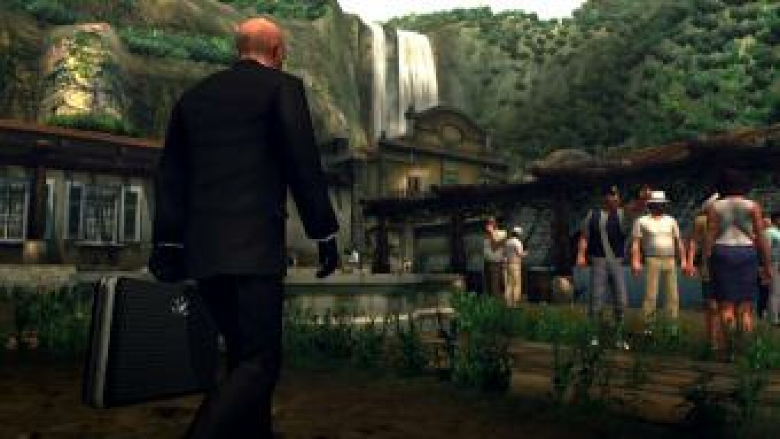In seinem Koffer trägt Agent 47 garantiert keine Akten mit sich herum. (Bild: Square Enix)