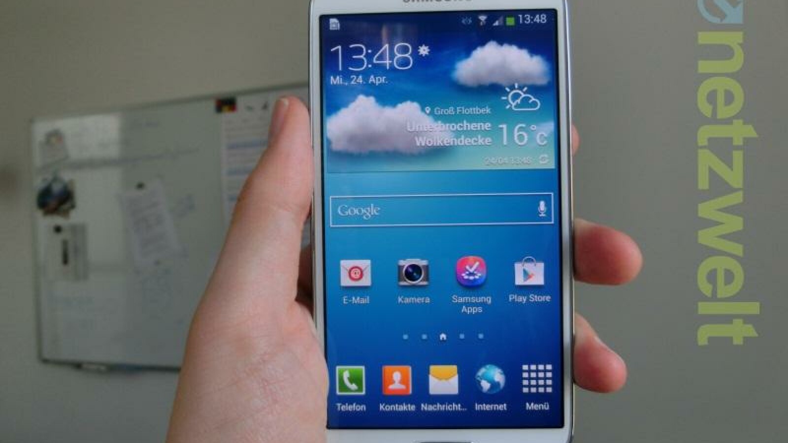 Beim ersten Blick auf das Full HD-Display entfährt der Redaktion nur ein "Wow!". (Bild: netzwelt)