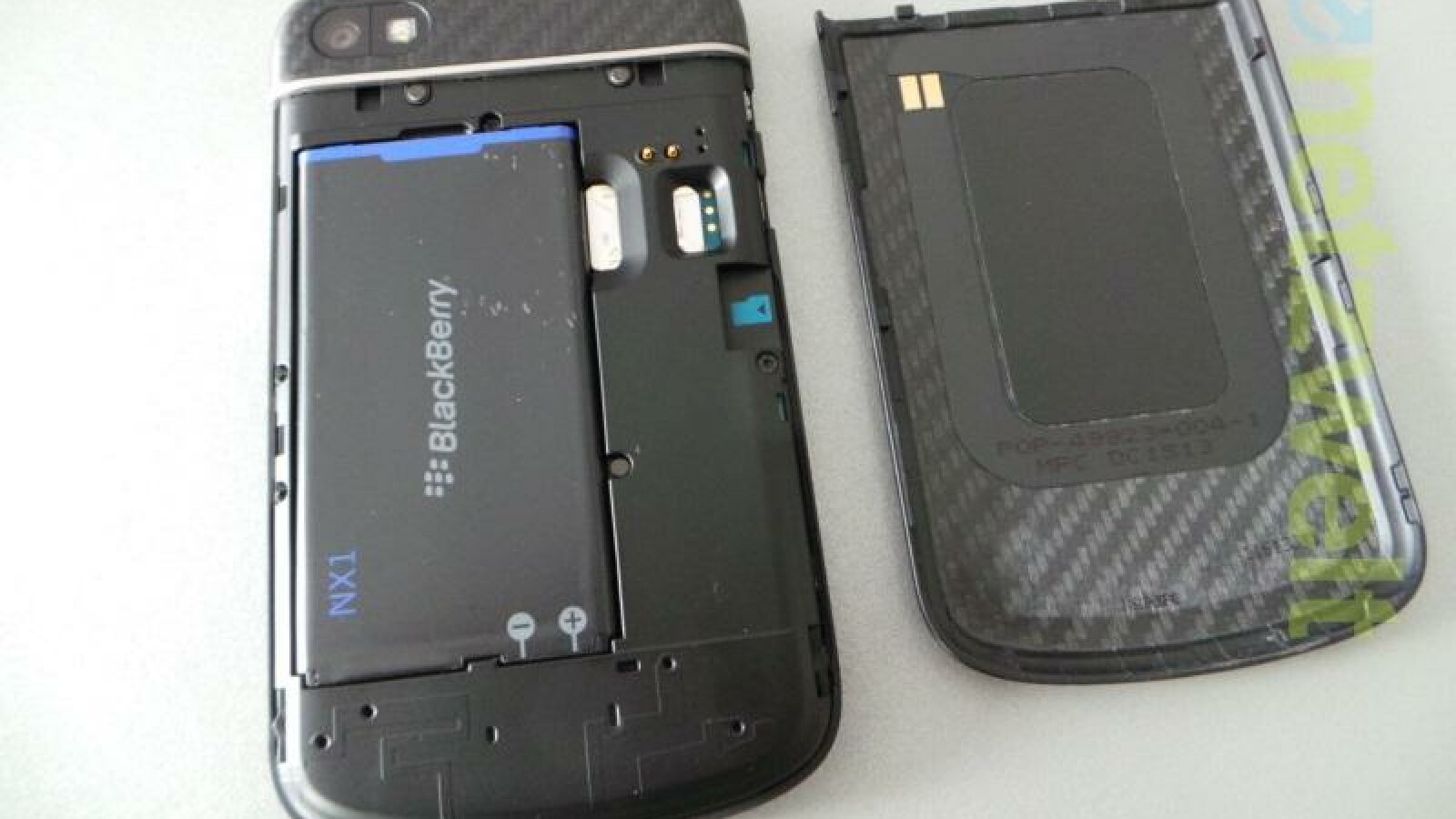 Der Akku bietet eine Kapazität von 2.100 Milliamperestunden. (Bild: netzwelt)