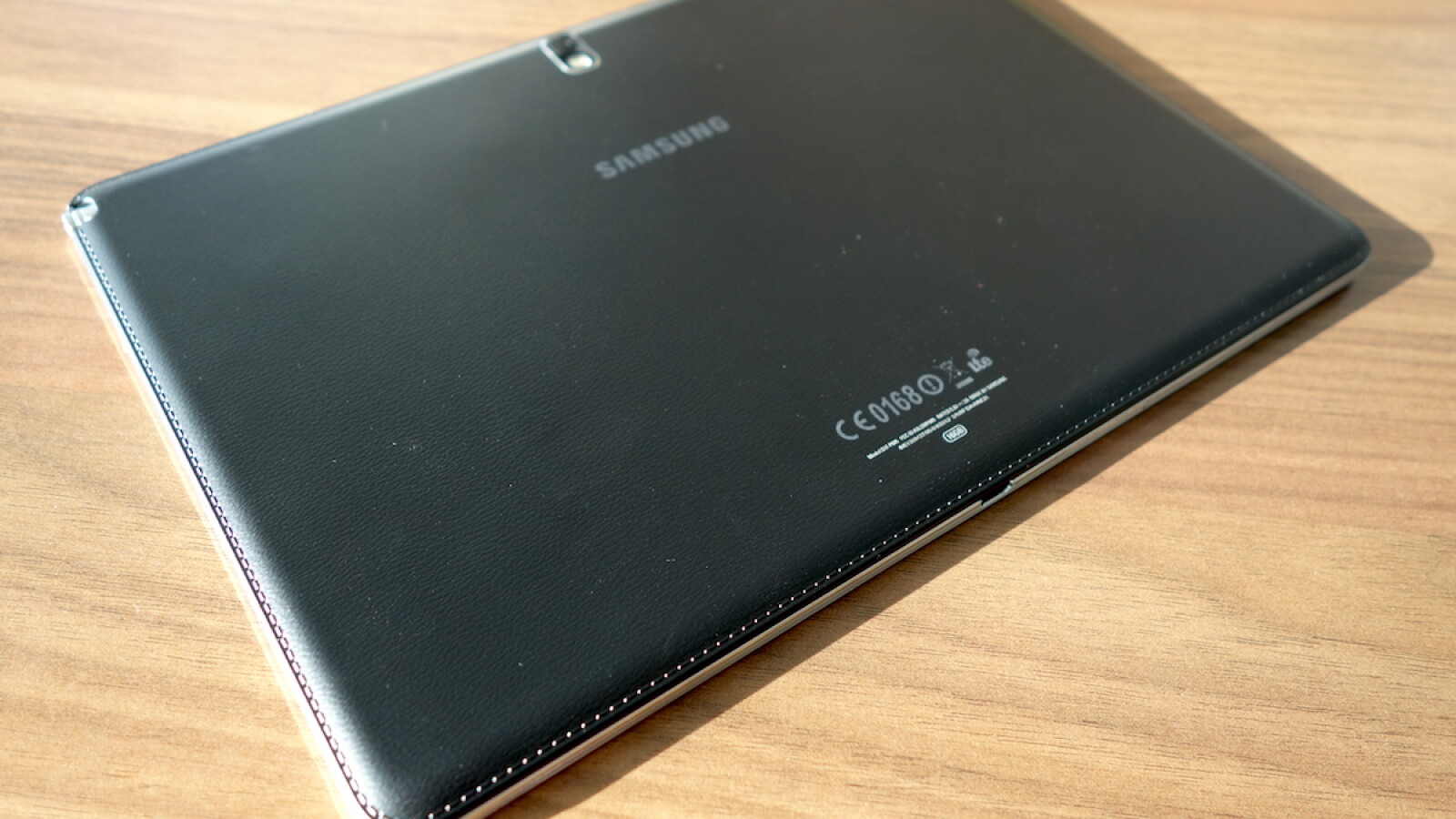 Im Vergleich zu diesem fühlt es sich aber deutlich härter an. (Bild: netzwelt)