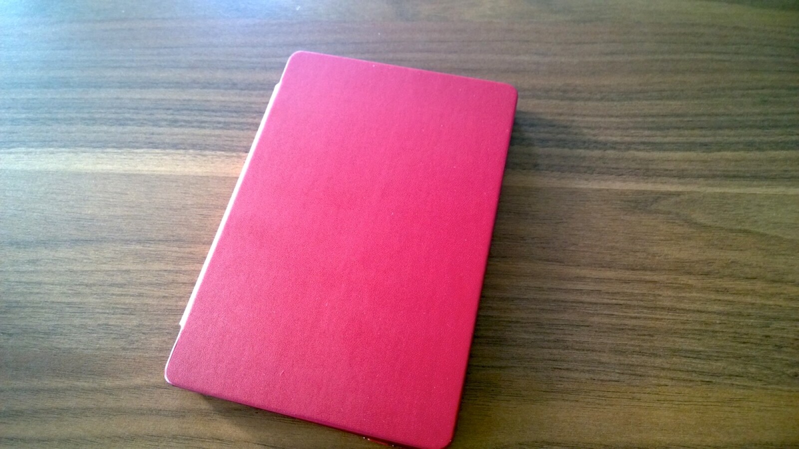 Zum Preis von 140 Euro bietet Sony derzeit den PRS-T3 an. (Bild: netzwelt)