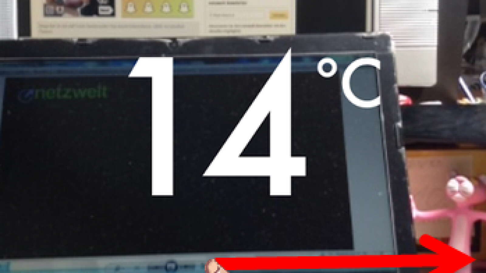 Wischen Sie auf dem geknipsten Bild von links nach rechts, versehen Sie Ihr Bild mit Filtern. Neben künstlerischen Filtern, die Farben und die Stimmung ändern, fügen Sie auch die Uhrzeit, Geschwindigkeit oder aktuelle Temperatur ein. (Bild: Screenshot/Snapchat)