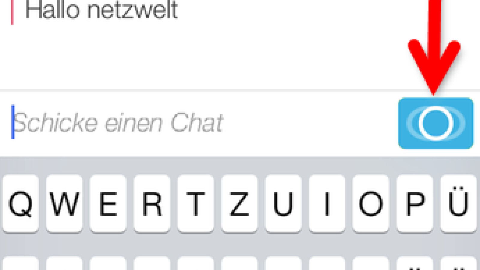Befinden sich beide Chatpartner gleichzeitig in der Konversation, können Sie einen Videochat starten. In diesem Fall färbt sich der Button blau. Tippen Sie den blauen Button an und halten Sie ihn gedrückt. (Bild: Screenshot/Snapchat)