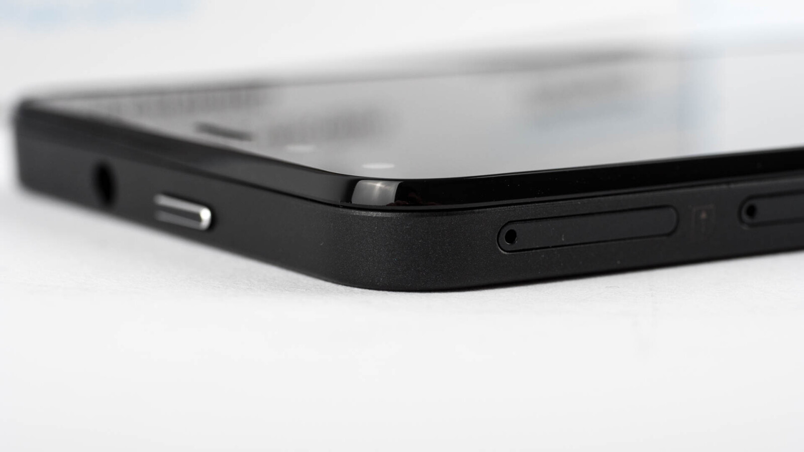 Leider hat Medion beim Life X5001 den Einschalter ungünstig platziert.