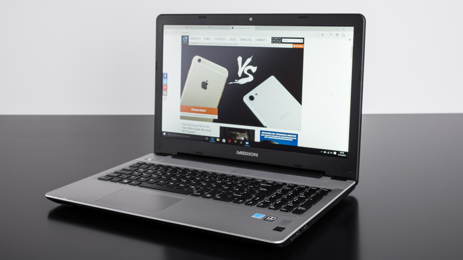 ... dank des verbauten IPS-Panels große Blickwinkel, ohne das es zu Farbverfälschungen kommt. Auch bei direktem ...