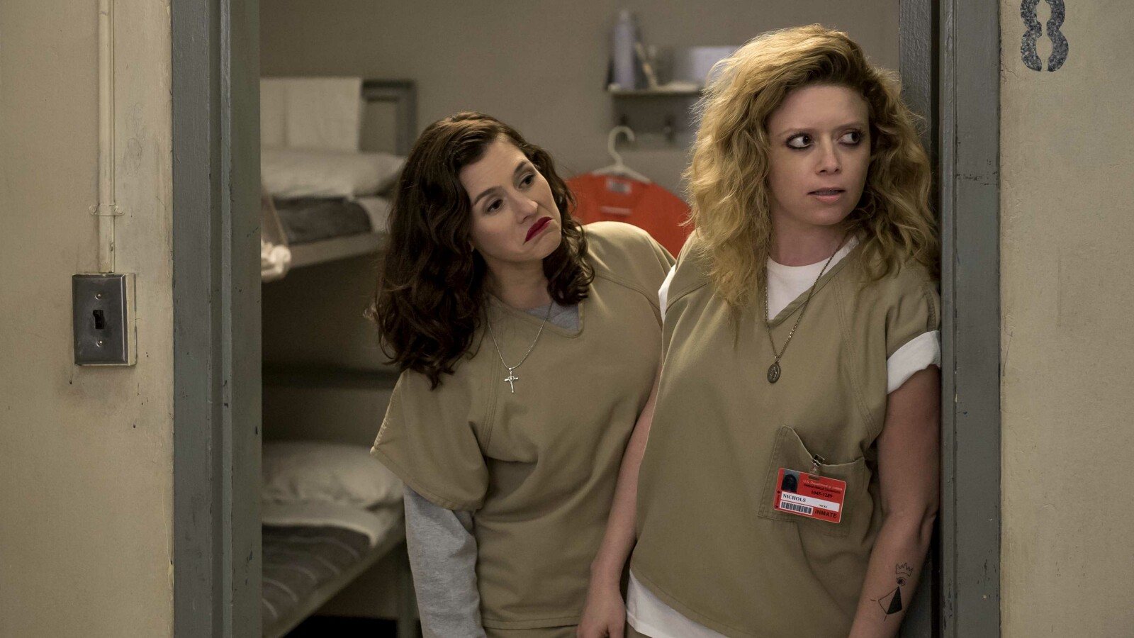 Orange Is The New Black - Staffel 5: Nach dem Tod von Poussey Washington, gehen die Insassinnen auf die Barrikaden.