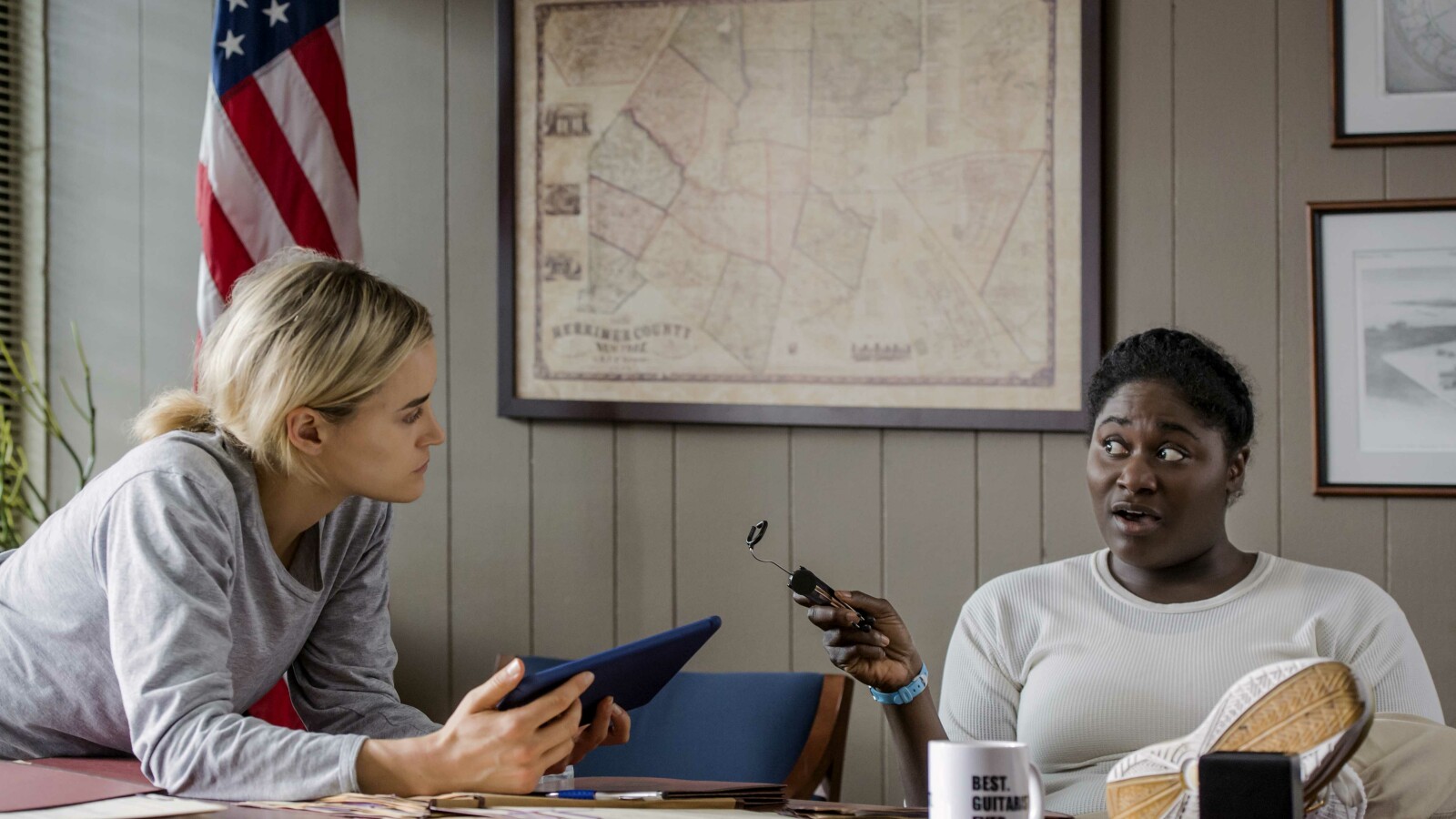 Orange Is The New Black - Staffel 5: Nach dem Tod von Poussey Washington, gehen die Insassinnen auf die Barrikaden.