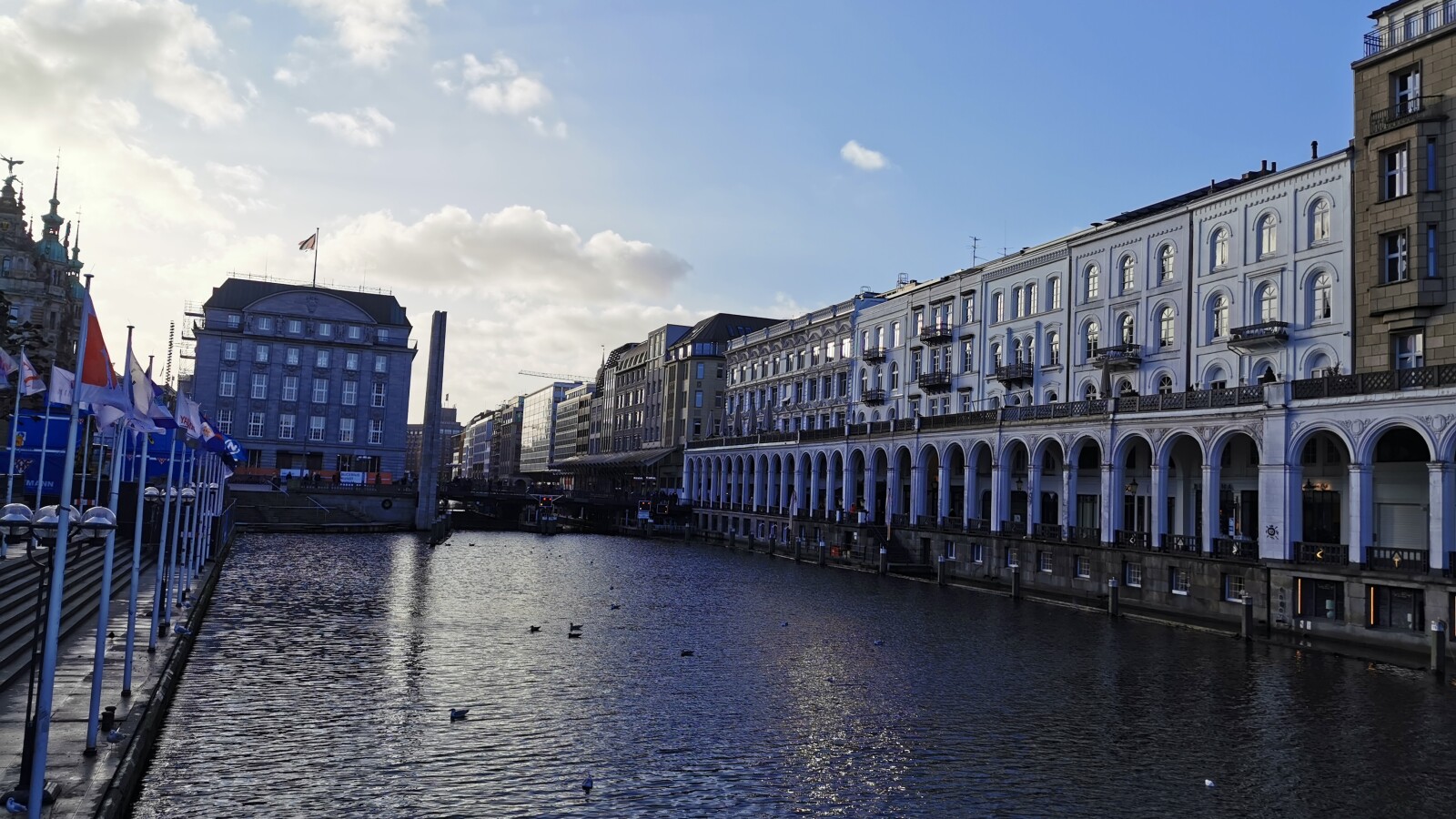 Huawei P30 Pro: Alsterarkaden Normal