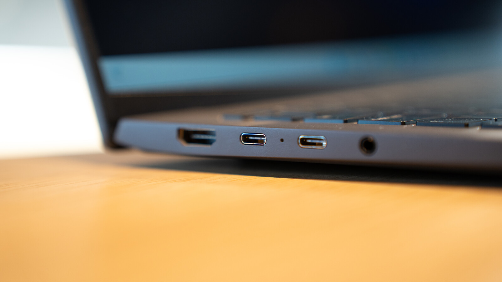 ... Aschlusspalette fällt ...