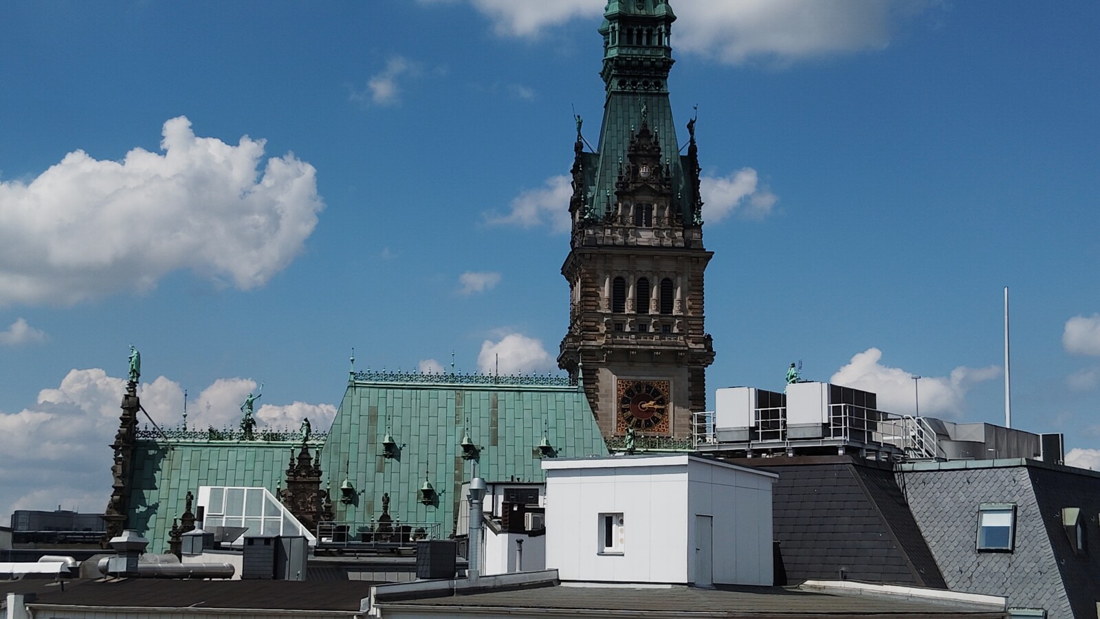 Ein zweifacher virtueller Zoom ist ohne nennenswerte Verluste möglich.