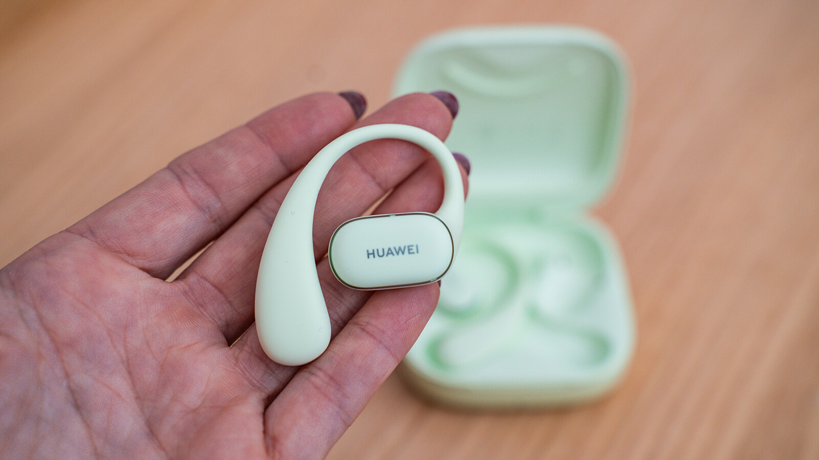 Die Größe der Kopfhörer fallen optimal aus.