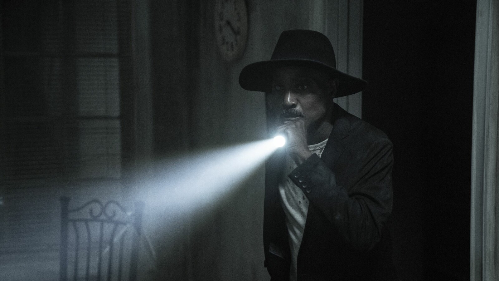 The Walking Dead Staffel 11, Episode 16: Kann Gabriel die Commonwealth-Soldaten ausschalten?