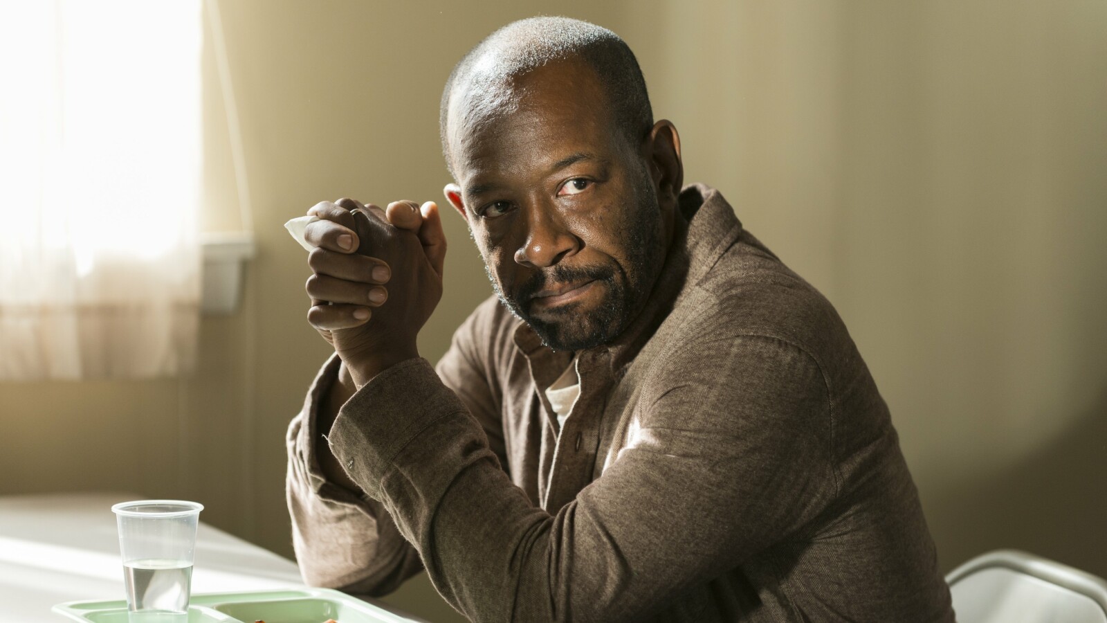 Doch Morgan ahnt bereits. Auch hier ist nicht alles eitel Sonnenschein.