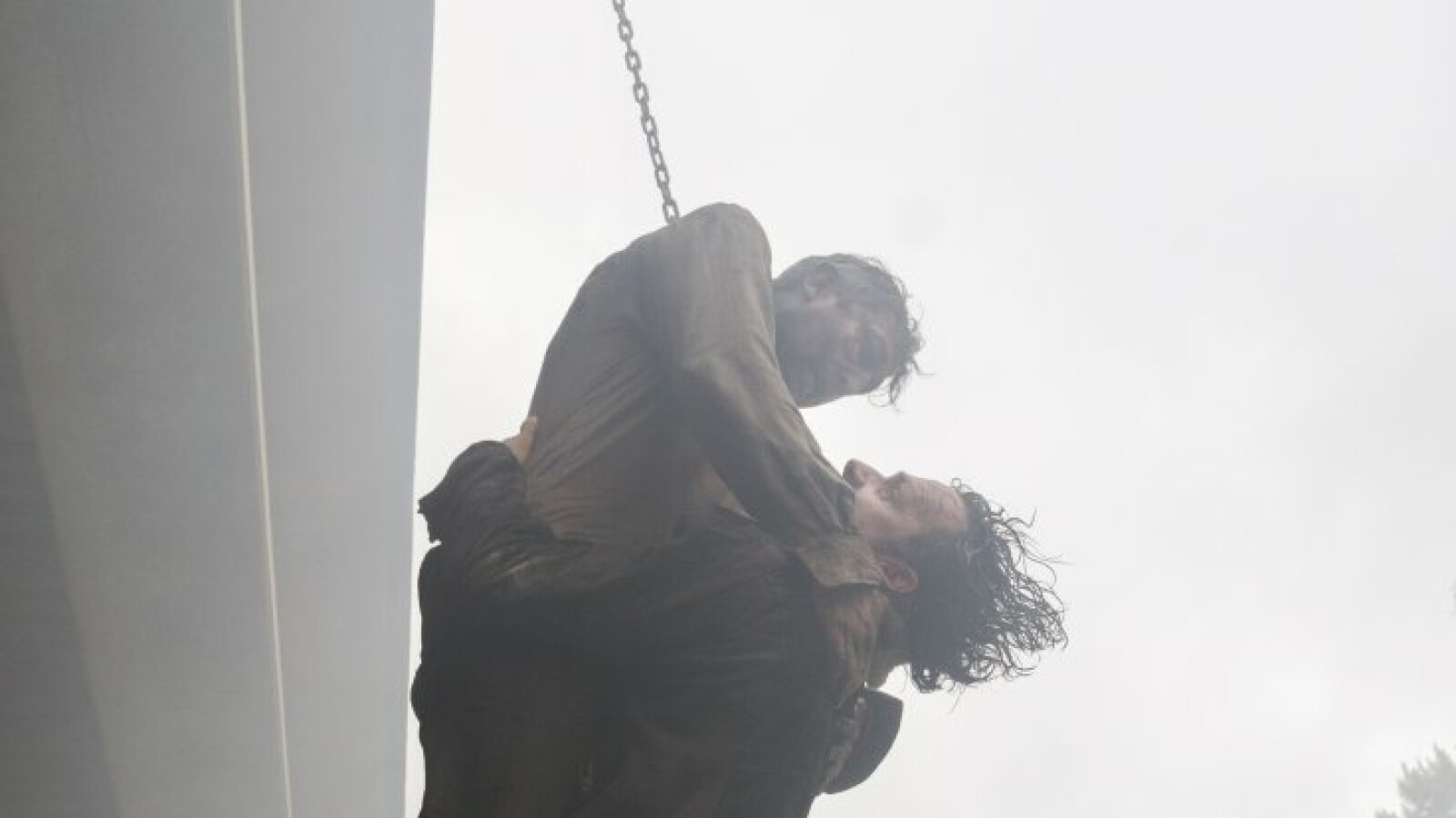 Mit einem beherzten Sprung kann er sich