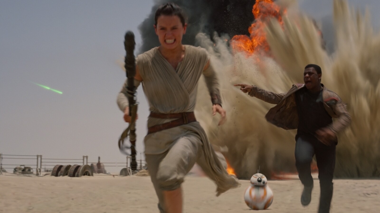 Finn und Rey auf der Flucht.