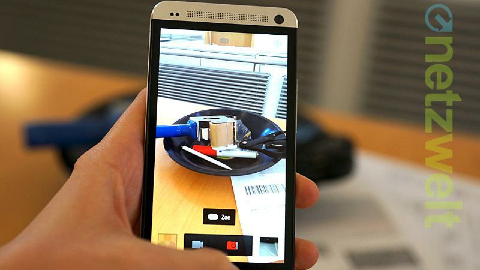 Mit dem Feature Zoe zeichnet die Kamera nicht nur ein Foto auf, sondern auch einen kurzen Videoclip. (Bild: netzwelt)