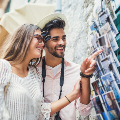 Send postcards and greeting cards online: certified by the provider