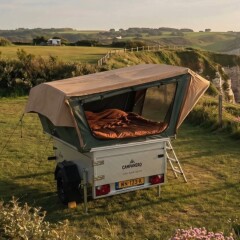 3-in-1-Camper: Anhänger verwandelt sich vom Luxuszelt für zwei Personen in ein riesiges Familienzelt