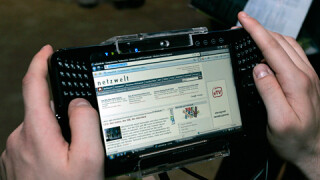 Samsung Q1 Ultra Premium