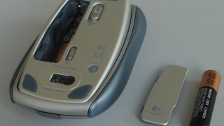 Logitech V500 Cordless Notebook Mouse