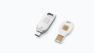 Hardware-Keys von Google und Co.: Sicher einloggen ohne Codes