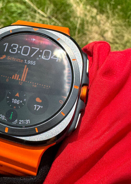 Galaxy Watch Ultra in der Sonne