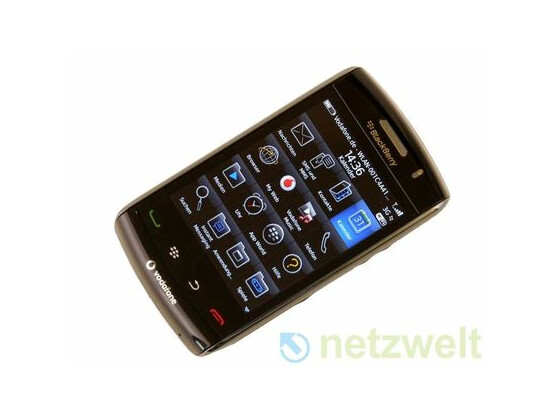 RIM Blackberry Storm 2 (9520): Die Neuauflage ist äußerlich vom Storm 1 kaum zu unterscheiden.