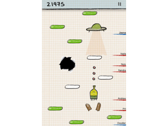 Doodle Jump: Der Doodler wehrt sich gegen UFOs auf seinem Weg nach oben.
