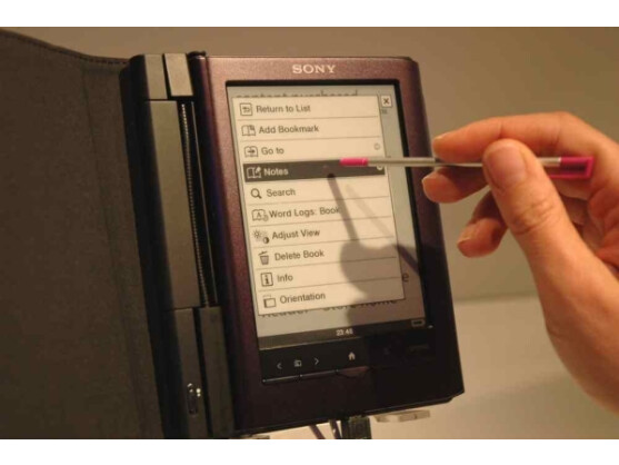 Kein WLAN, kein UMTS, aber mit mehr Kapazität: Sonys neuer E-Reader Pocket Edition PRS-350. Bild: Netzwelt