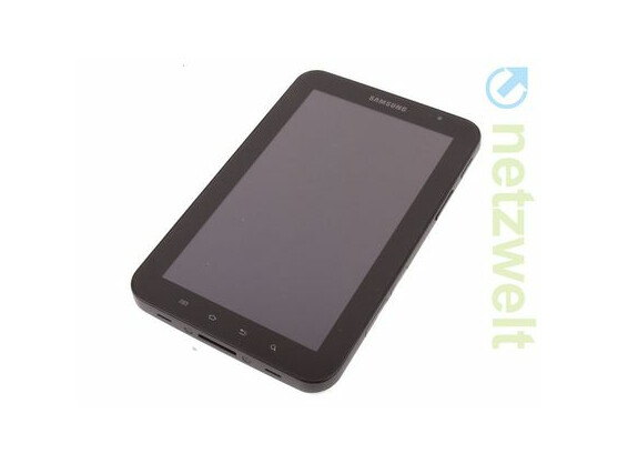 Das Samsung Galaxy Tab wirkt nicht ganz so edel wie Apples iPad, bietet dafür aber den handlicheren Formfaktor.