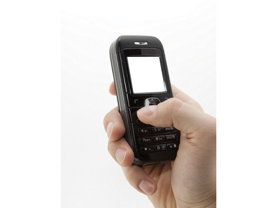 Deutsche Telefonanbieter scheinen komplette Datensammlungen ihrer Kunden über sechs Monate zu speichern.
