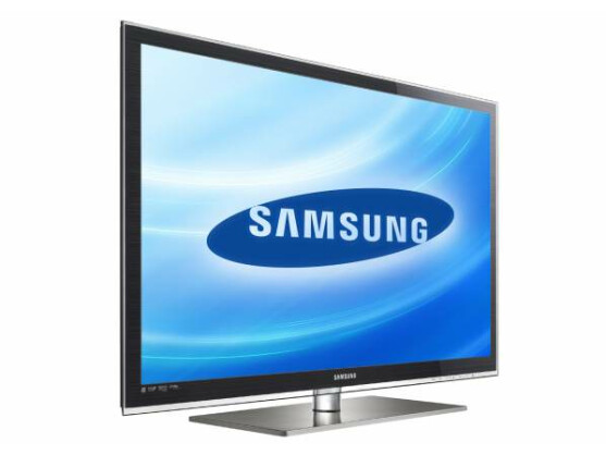 Mit eingebautem Kabel-, Satellit- und DVB-T-Tuner: Samsungs LED-TV UE32C6700. Bild: Samsung