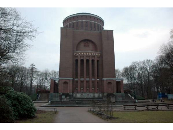 Microsoft stellte den Internet Explorer 9 im Hamburger Planetarium vor.
