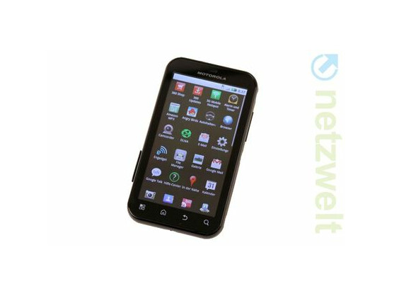 Das Motorola Defy läuft nun mit Android 2.2.