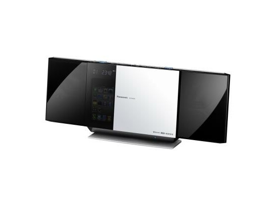 Panasonics Micro-Anlage SC-HC55 verfügt über einen Sensor-Mechanismus: Ohne Berührung öffnet sich die Frontklappe.