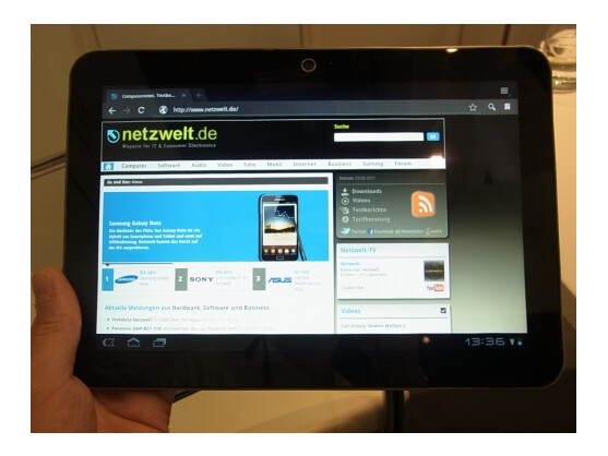 Das Toshiba AT-200 hinterließ im netzwelt-Kurztest auf der IFA 2011 einen vielversprechenderen Eindruck als das Toshiba Folio 100 vor einem Jahr auf der IFA 2010.