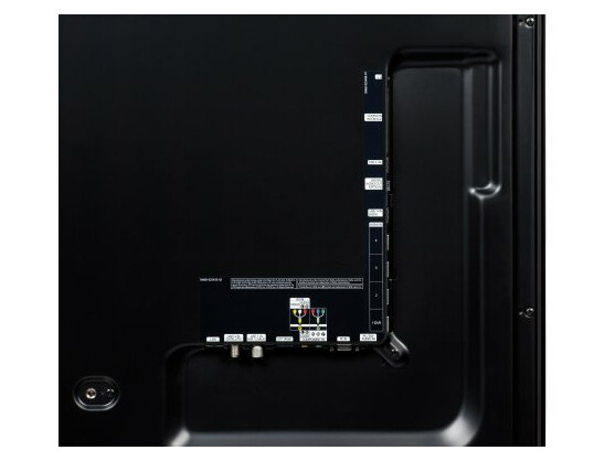 Mit vier HDMI-Schnittstellen ist der Samsung ordentlich bestückt. Ein automatischer Audio-Rückkanal (HDMI-ARC) fehlt allerdings.