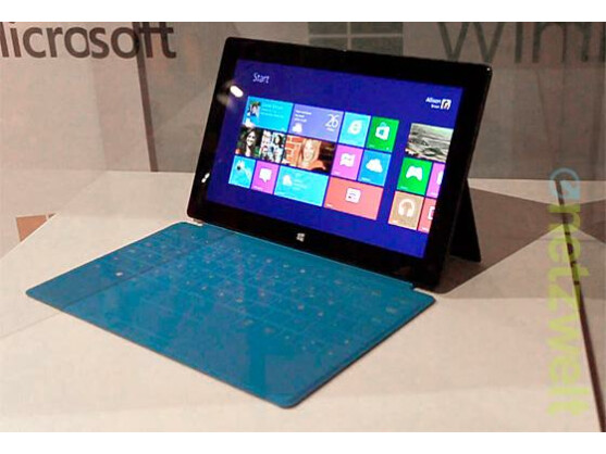 Microsofts Tablet-Rechner Surface basiert auf Windows RT. Mit dem Hack für das OS lassen sich auch Desktop-Anwendungen auf dem Flachrechner ausführen.