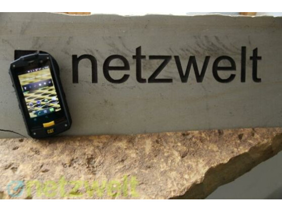 Das CAT B10 präsentierte sich im netzwelt-Test als äußerst robust.