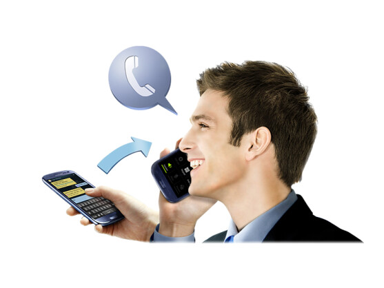 Direct Call ermöglicht es, den Gesprächspartner mit einer Bewegung aus einer SMS-Konversation heraus anzurufen.