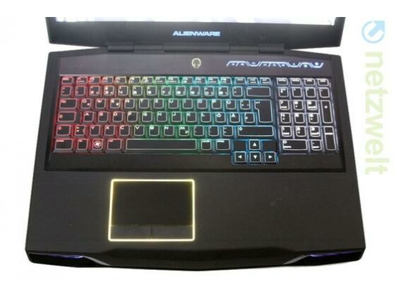 Bei Gaming-Notebooks wie dem Alienware M17X3 von Dell lässt sich die Farbe der Tastatur-Beleuchtung verändern.