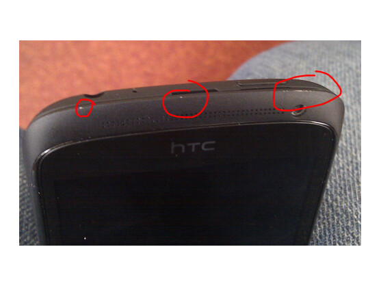 Hässliche Gebrauchsspuren: Bei einigen HTC One S-Modellen löst sich die Keramikbeschichtung Nutzern zufolge schnell ab.