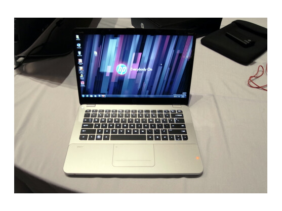 Das HP Envy 14 Spectre besteht zu einem Großteil aus Gorilla Glas.